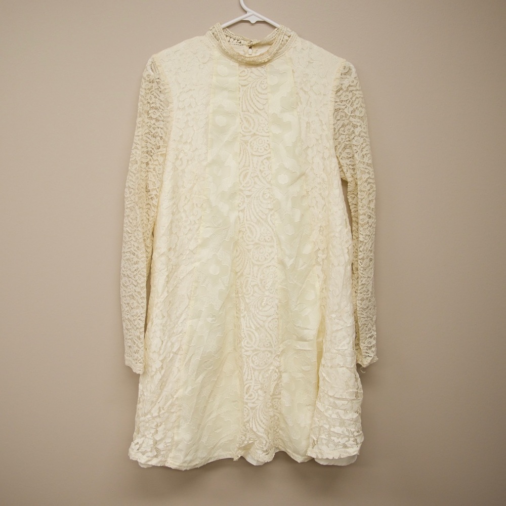 Lace dress